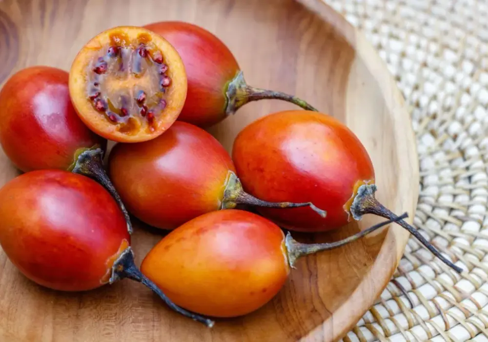 Tamarillo - jak jeść, by smakowało? Uniknij błędów!
