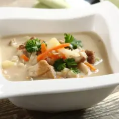 Jaka śmietana do zupy grzybowej, by uzyskać idealny smak?