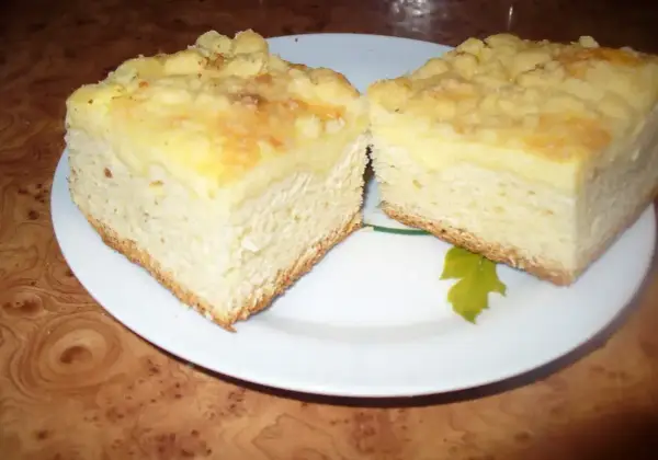 Ciasto drożdżowe - jaka temperatura pieczenia? Idealny wypiek!
